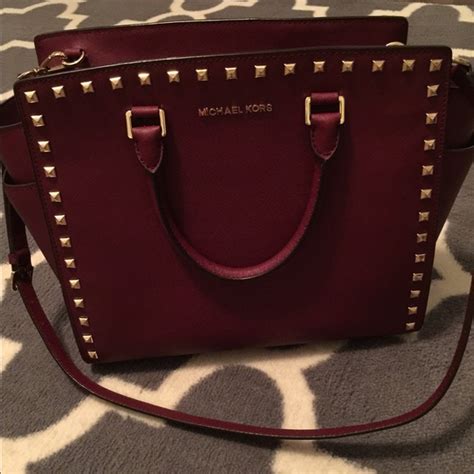 maroon michael kors purse with magnetic sap|Magnetic MICHAEL Michael Kors Bags + FREE SHIPPING.